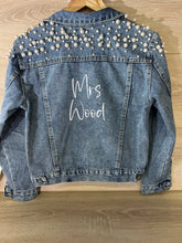 Load image into Gallery viewer, Customised Premium Pearl Jacket