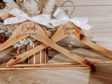 Load image into Gallery viewer, Engraved Wooden Hanger
