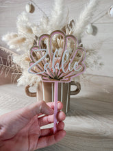 Load image into Gallery viewer, Mermaid Shell Cake Topper