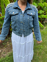 Load image into Gallery viewer, Customised Premium Pearl Jacket