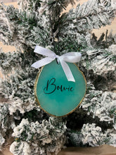 Load image into Gallery viewer, Personalised Christmas Resin Agate Ornament
